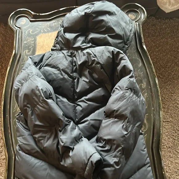 Nike puffer jacket youth large - Picture 4 of 4